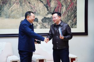 深化政企合作、共建人才高地，延津县就设立延津人才发展集团与合作方开展洽谈交流